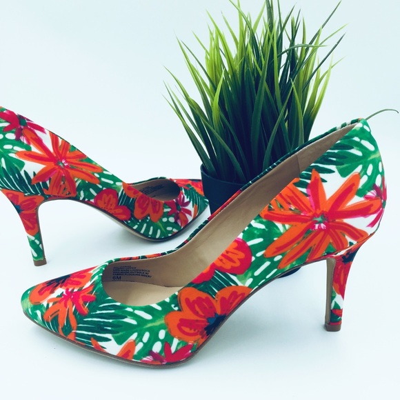 INC International Concepts Shoes - INC. Floral Pumps 💋